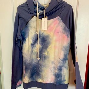 Gray Tie-dye Pull Over Large